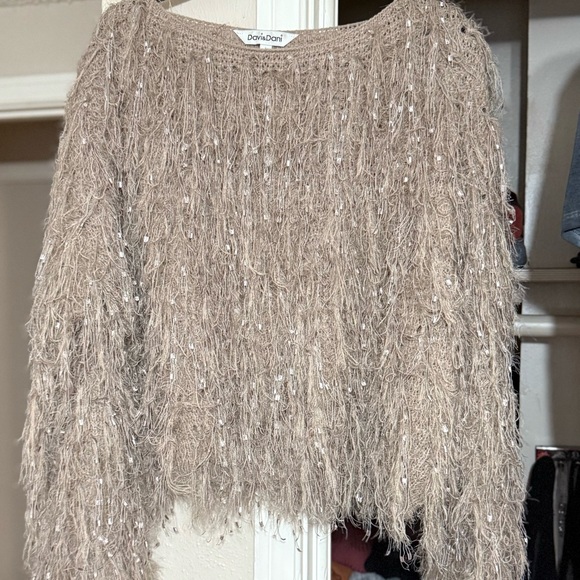 DAVI & DANI Beige Textured Fringe Sweater - Picture 1 of 3